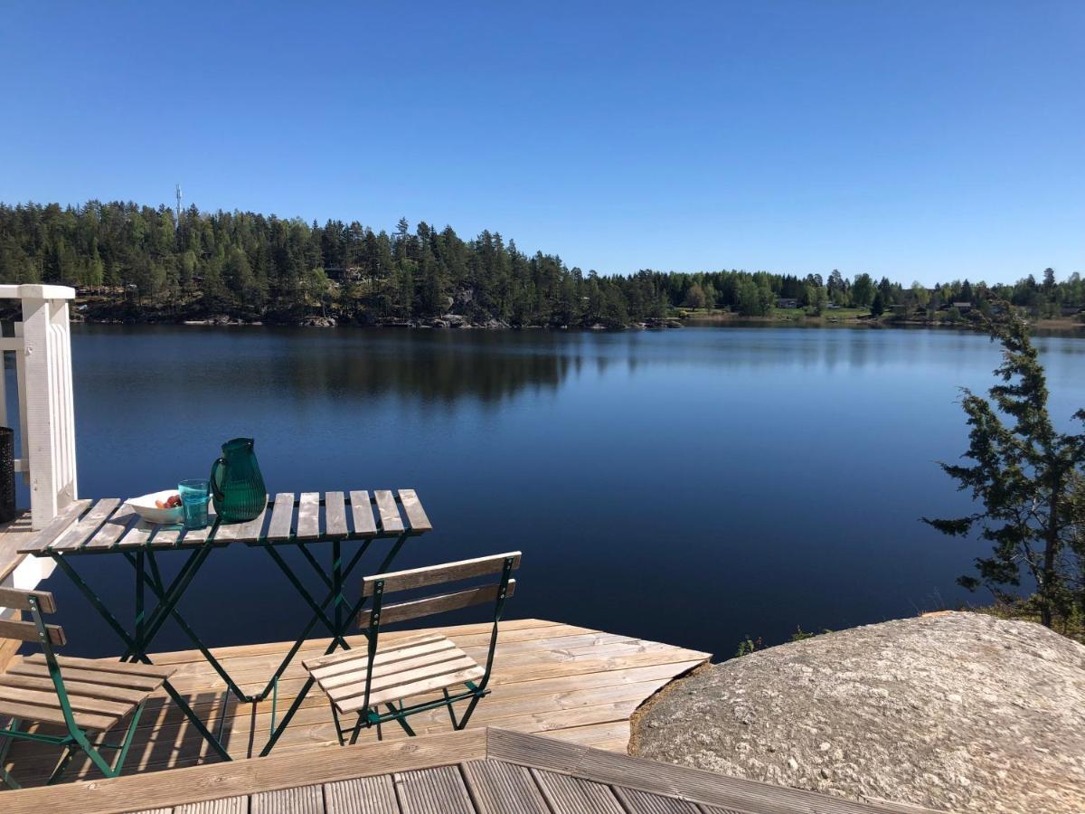 Lyseren Waterfront Cabin Omberg Luaran gambar