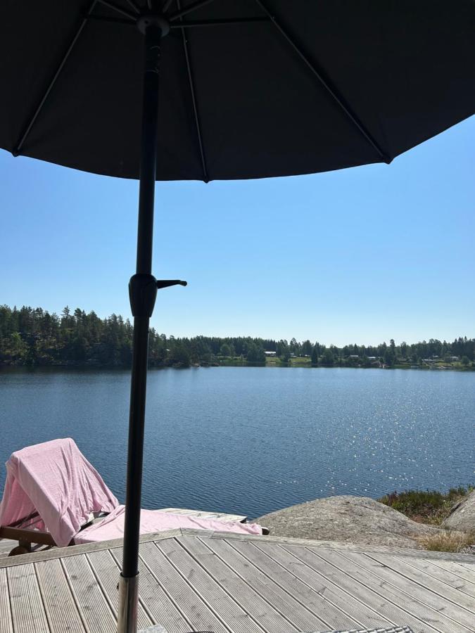 Lyseren Waterfront Cabin Omberg Luaran gambar
